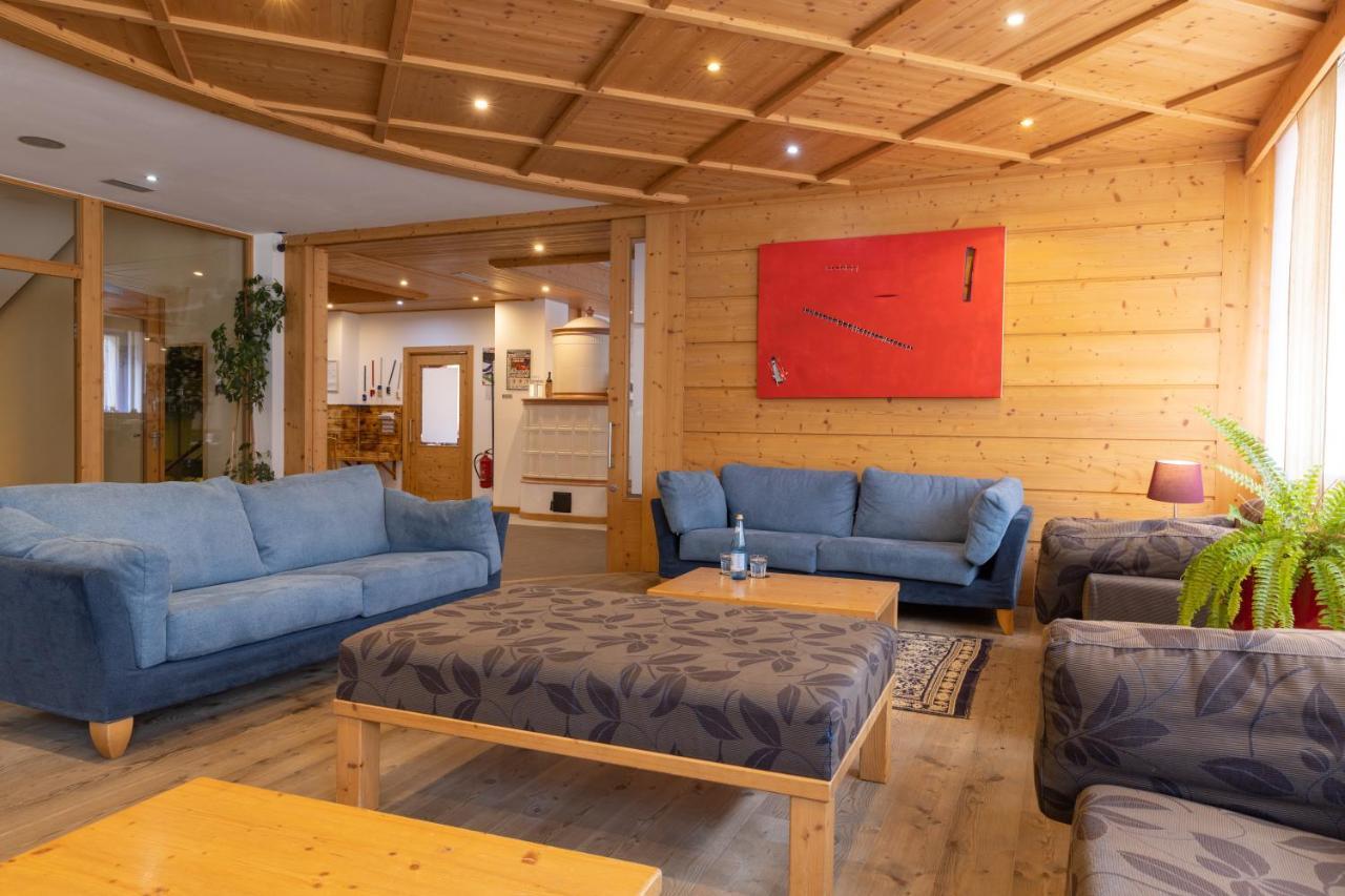 Alpine Mugon Hotel Вазон Екстериор снимка