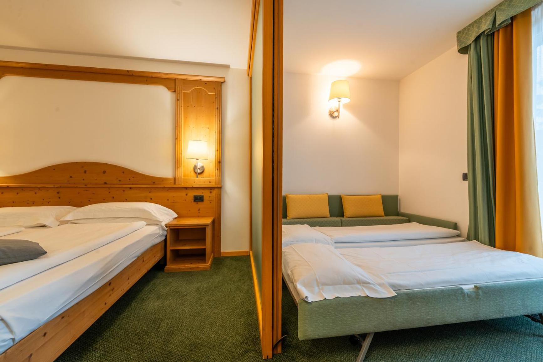 Alpine Mugon Hotel Вазон Екстериор снимка