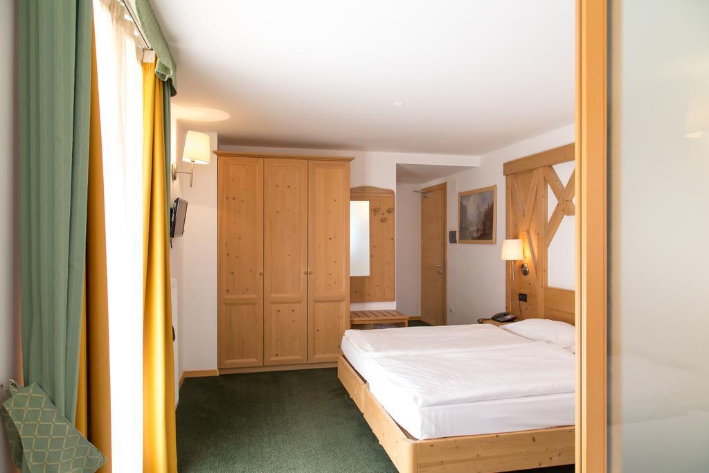 Alpine Mugon Hotel Вазон Екстериор снимка