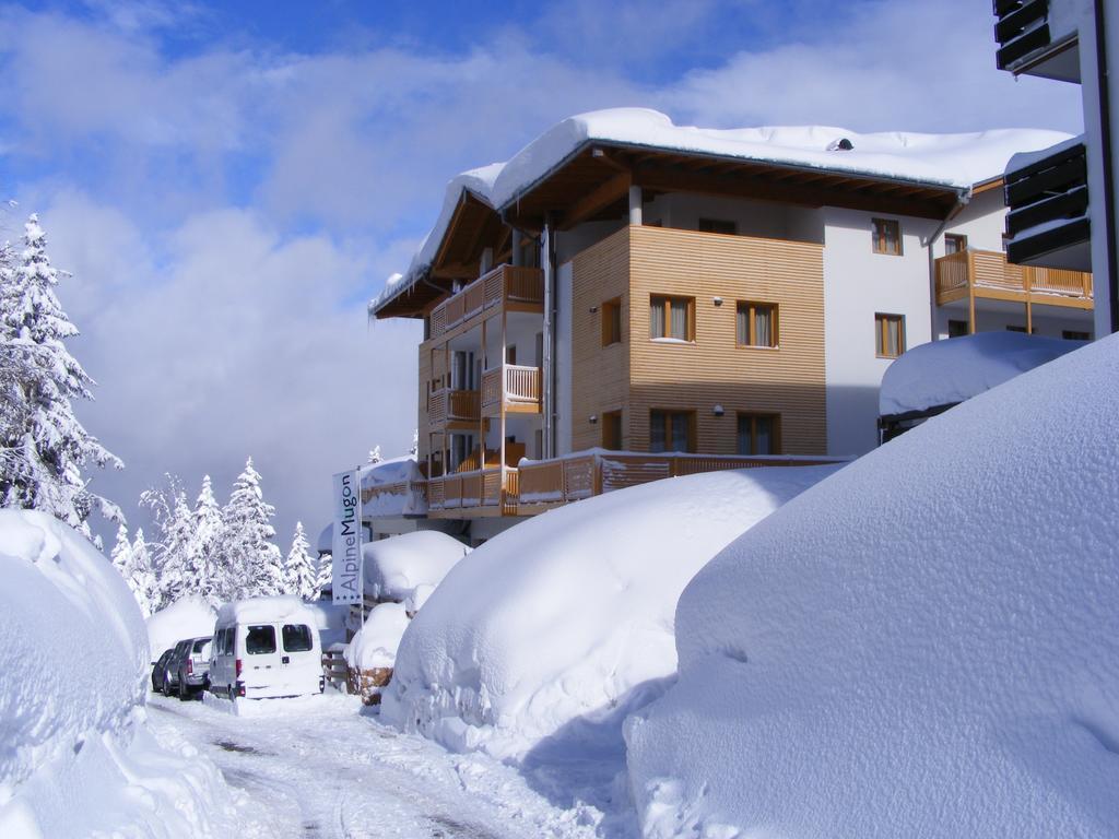 Alpine Mugon Hotel Вазон Екстериор снимка